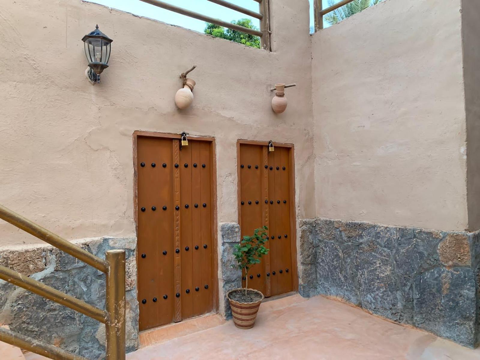 بيت نُزل السلام Bait Salam Inn Al Ḩamrāʼ Extérieur photo