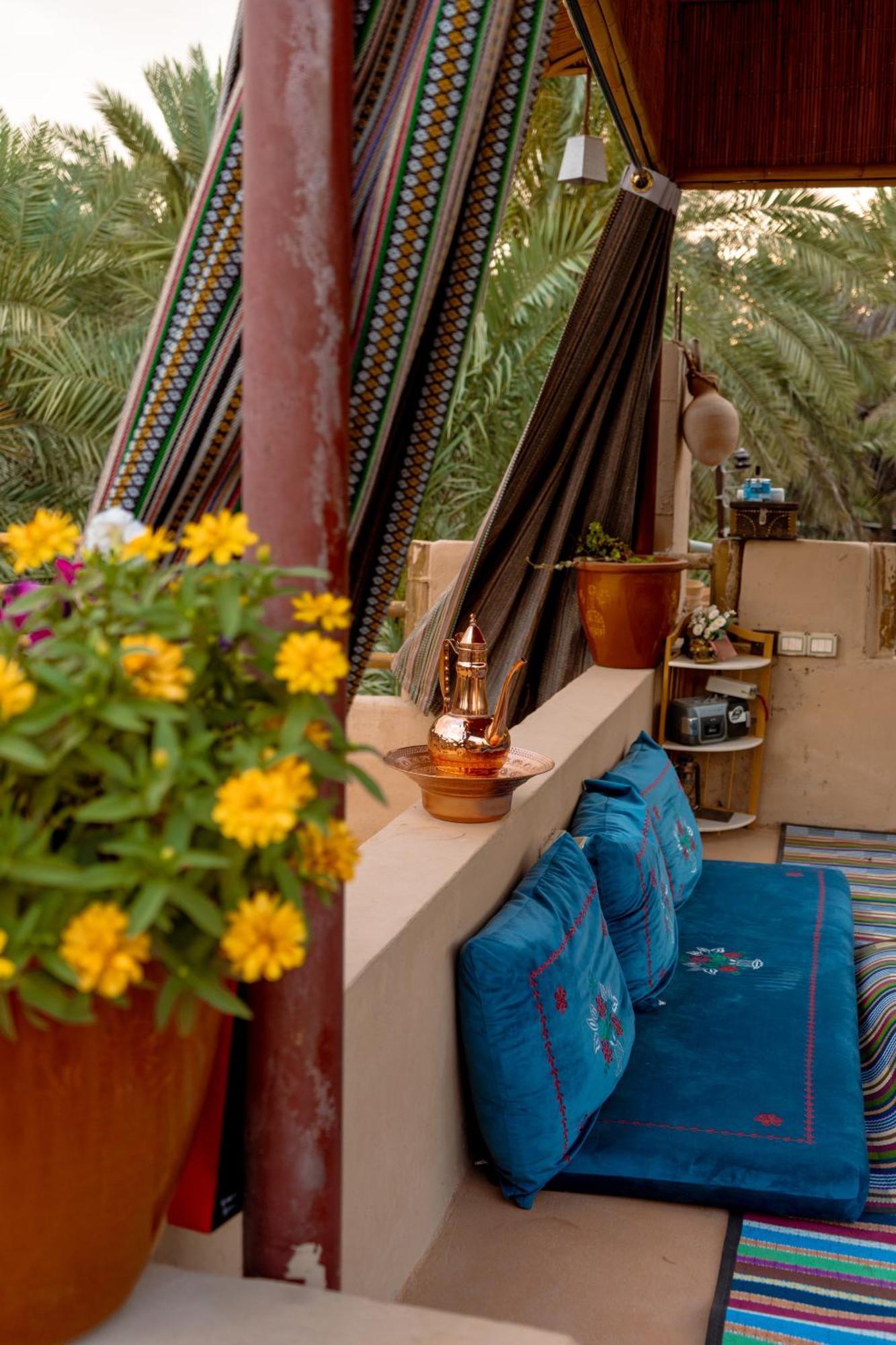 بيت نُزل السلام Bait Salam Inn Al Ḩamrāʼ Extérieur photo