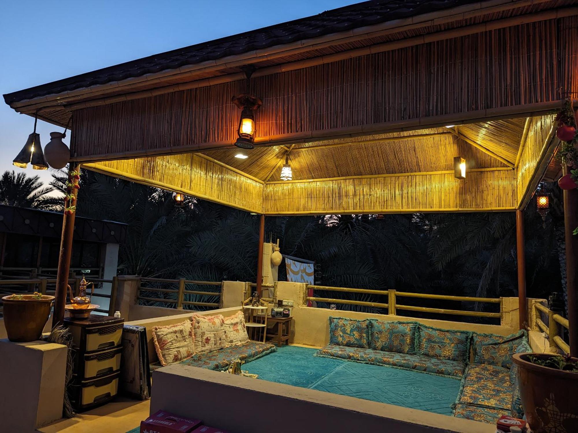 بيت نُزل السلام Bait Salam Inn Al Ḩamrāʼ Extérieur photo